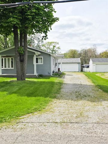 12929 Matthews Street, Carleton, MI 48117