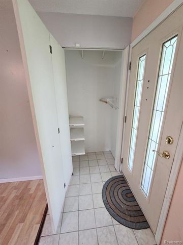 12929 Matthews Street, Carleton, MI 48117
