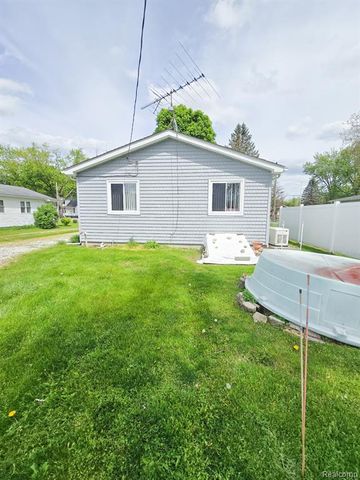 12929 Matthews Street, Carleton, MI 48117