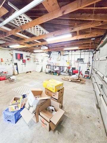 12929 Matthews Street, Carleton, MI 48117