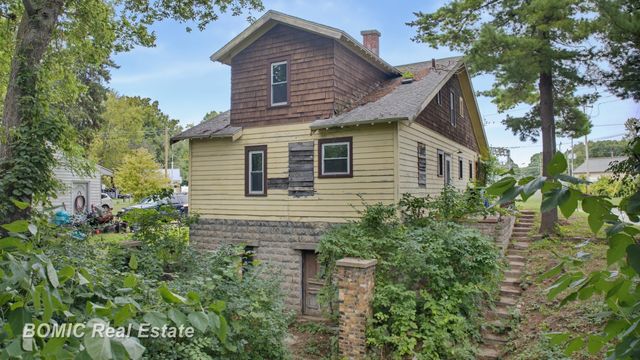 4338 Williamson Road, Saginaw, MI 48601