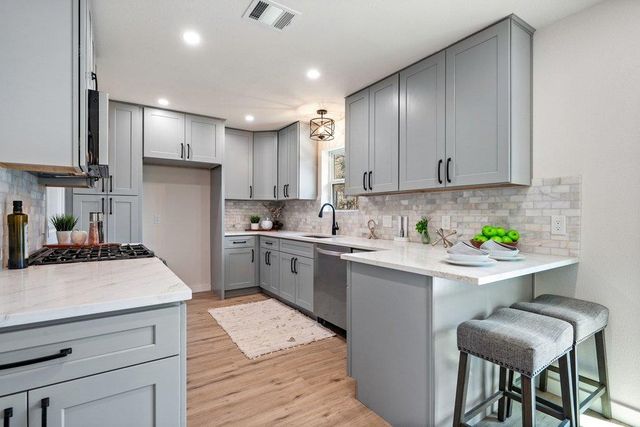 5327 Wellington DR, Austin, TX 78723