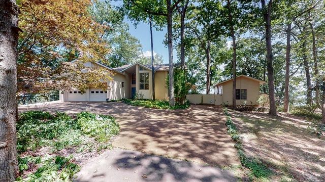 305 Keck Ln, Buchanan, TN 38222