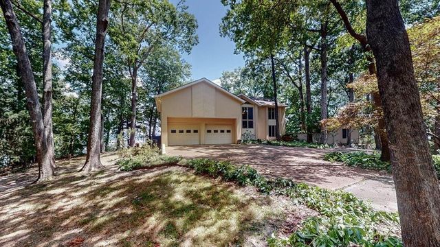 305 Keck Ln, Buchanan, TN 38222