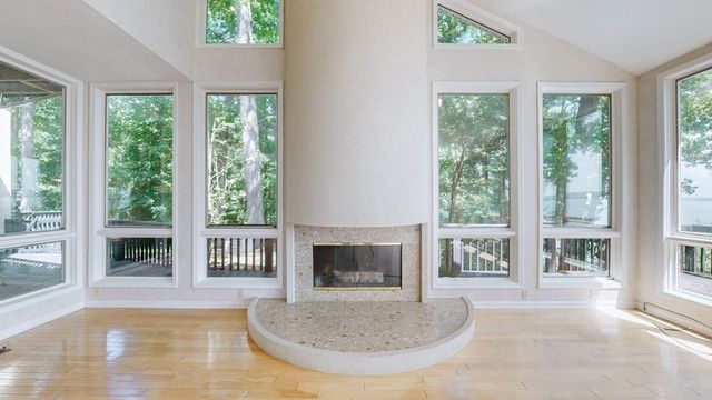 305 Keck Ln, Buchanan, TN 38222