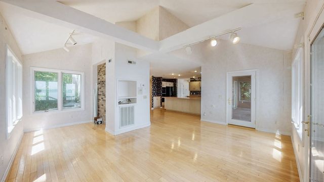 305 Keck Ln, Buchanan, TN 38222