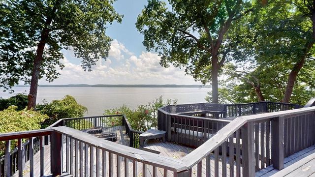 305 Keck Ln, Buchanan, TN 38222