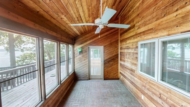 305 Keck Ln, Buchanan, TN 38222