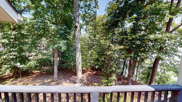 305 Keck Ln, Buchanan, TN 38222
