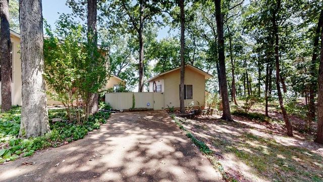 305 Keck Ln, Buchanan, TN 38222
