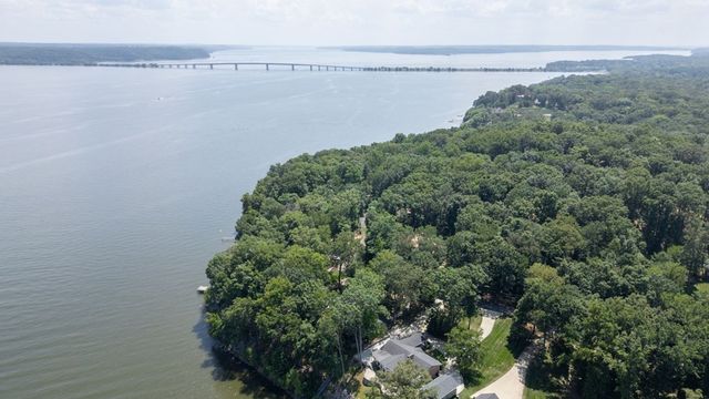 305 Keck Ln, Buchanan, TN 38222