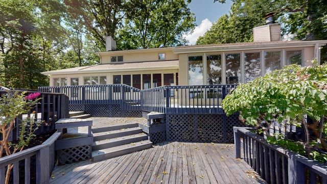 305 Keck Ln, Buchanan, TN 38222