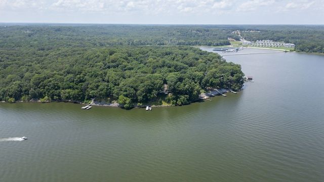 305 Keck Ln, Buchanan, TN 38222