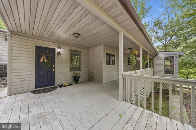 120 TRAILBLAZER LN, Hedgesville, WV 25427