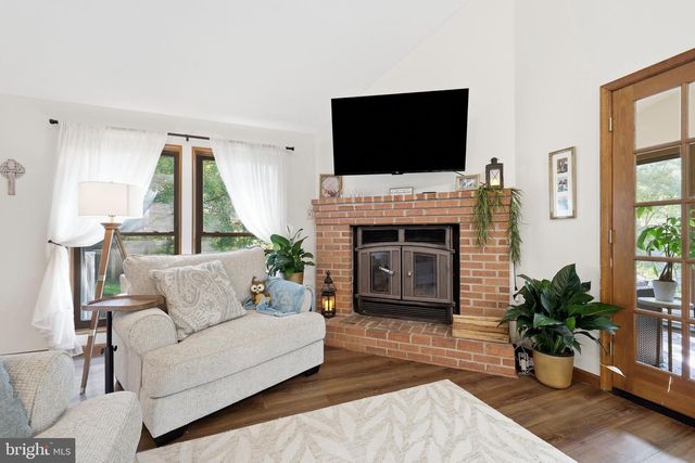 120 TRAILBLAZER LN, Hedgesville, WV 25427
