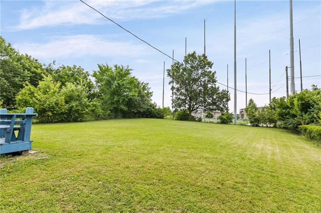 505 NW 87th Terrace, Kansas City, MO 64155