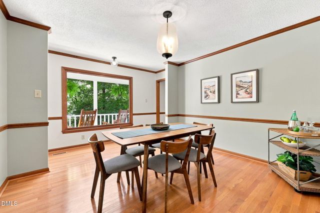7825 Country Knoll Road, Bahama, NC 27503