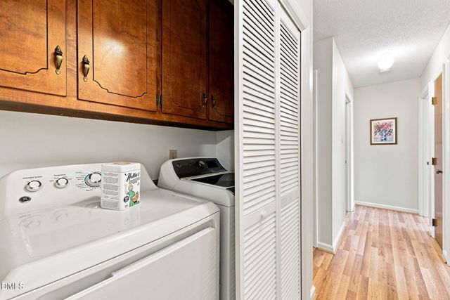 7825 Country Knoll Road, Bahama, NC 27503