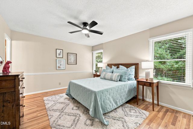 7825 Country Knoll Road, Bahama, NC 27503