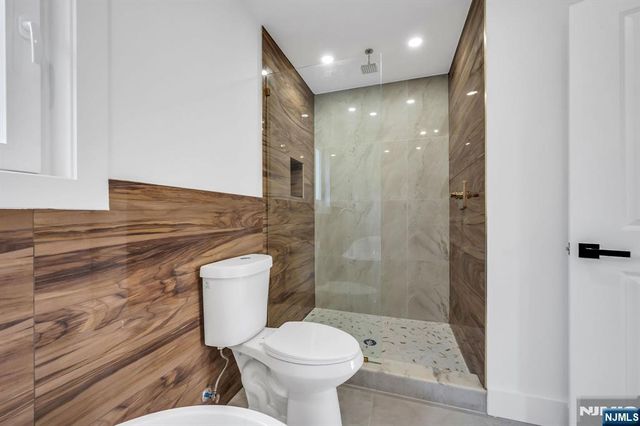 378 Marvin Avenue, Hackensack, NJ 07601