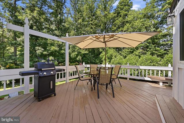 12462 CAVALIER DR, Woodbridge, VA 22192