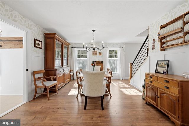 12462 CAVALIER DR, Woodbridge, VA 22192