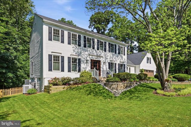 12462 CAVALIER DR, Woodbridge, VA 22192