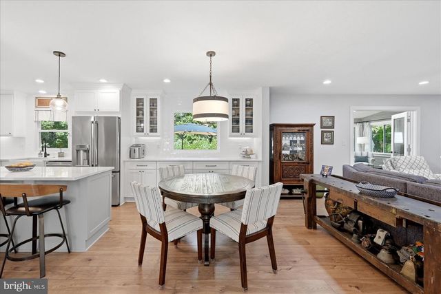 12462 CAVALIER DR, Woodbridge, VA 22192