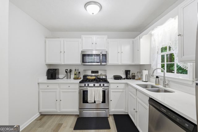 134 Landing Lane, Powder Springs, GA 30127
