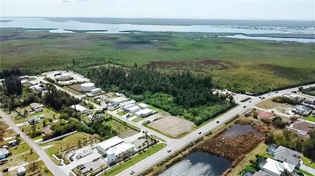 11981 Scallop DR, Cape Coral, FL 33991