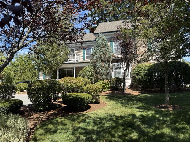 97 Sylvan St. 7, Danvers, MA 01923