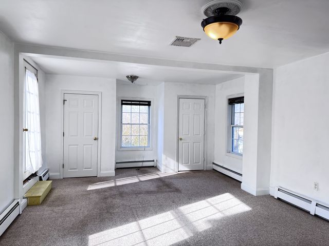 97 Sylvan St. 7, Danvers, MA 01923