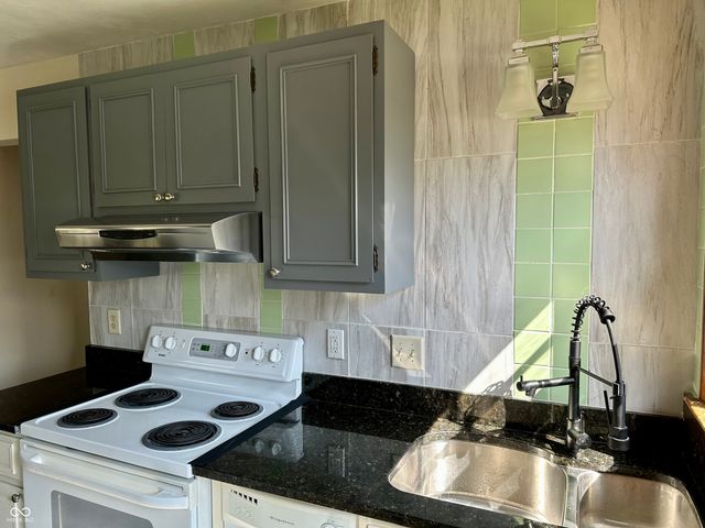 334 Central Avenue, Anderson, IN 46012