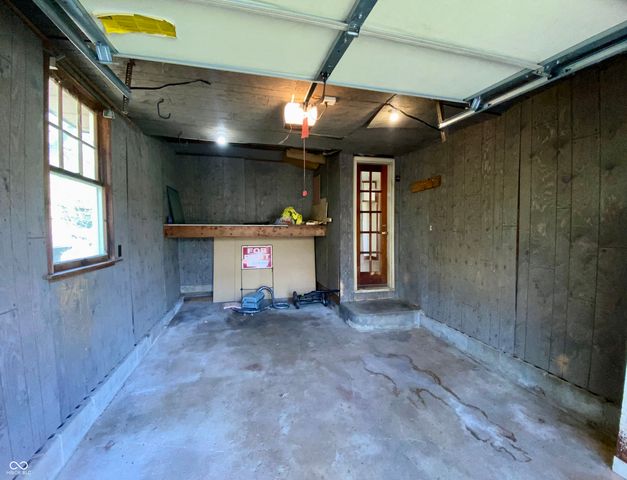 334 Central Avenue, Anderson, IN 46012