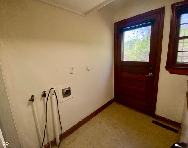 334 Central Avenue, Anderson, IN 46012