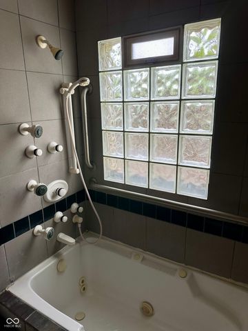 334 Central Avenue, Anderson, IN 46012