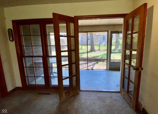 334 Central Avenue, Anderson, IN 46012