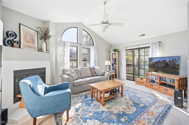 1183 Red Tail Hawk Drive 5, Boardman, OH 44512