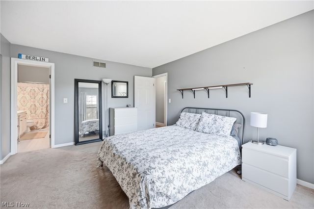 1183 Red Tail Hawk Drive 5, Boardman, OH 44512