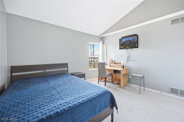 1183 Red Tail Hawk Drive 5, Boardman, OH 44512