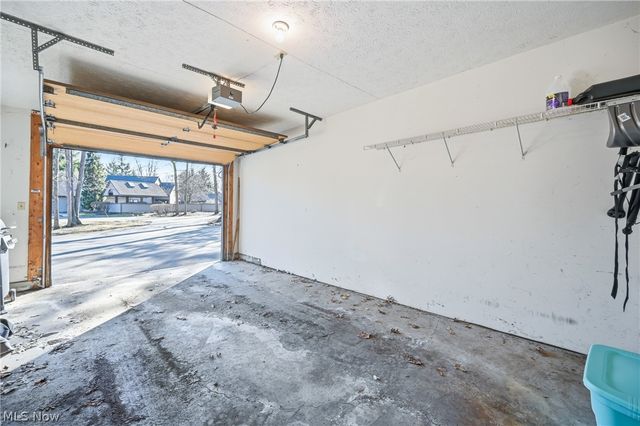 1183 Red Tail Hawk Drive 5, Boardman, OH 44512