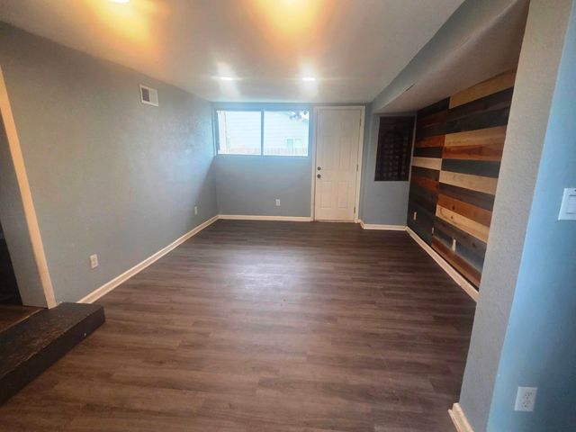 918 S Sedgwick, Wichita, KS 67213