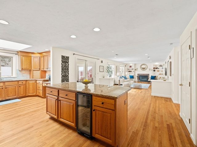 59 Lexington Drive, Acton, MA 01720
