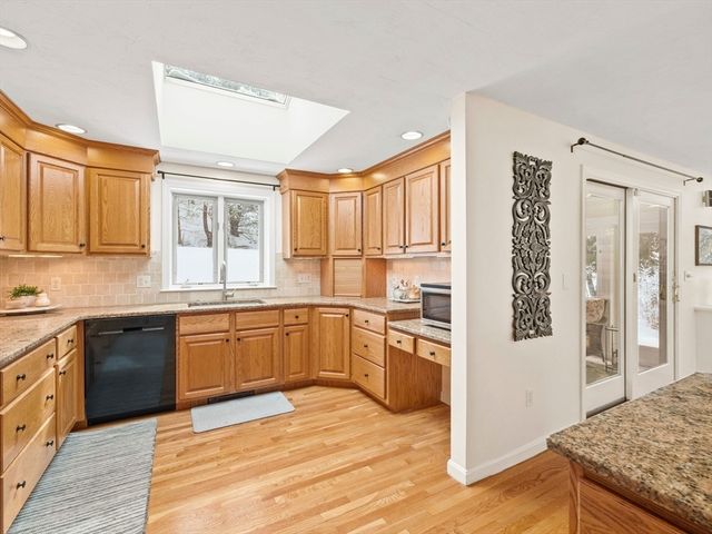 59 Lexington Drive, Acton, MA 01720