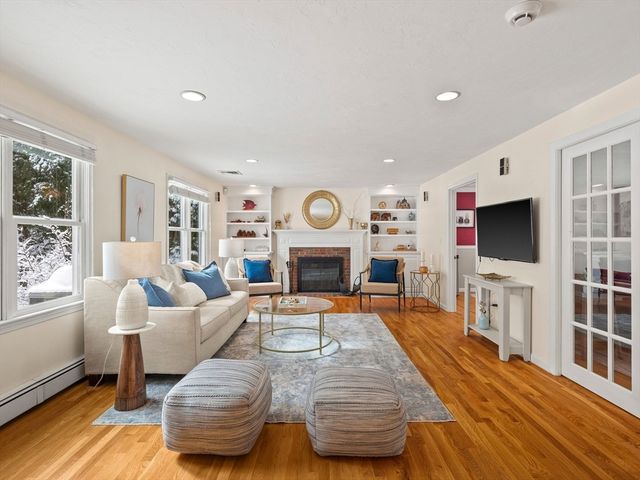 59 Lexington Drive, Acton, MA 01720