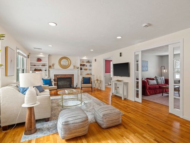 59 Lexington Drive, Acton, MA 01720