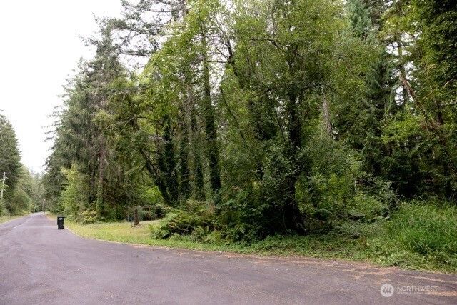 8531 NE Willow Drive, Olympia, WA 98506