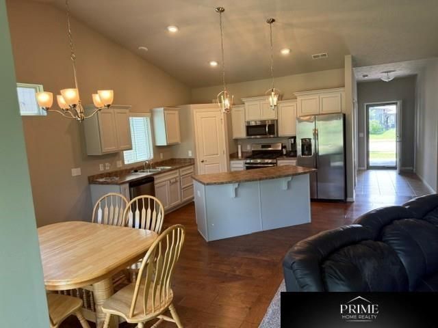 14260 Whitmore Street, Omaha, NE 68142