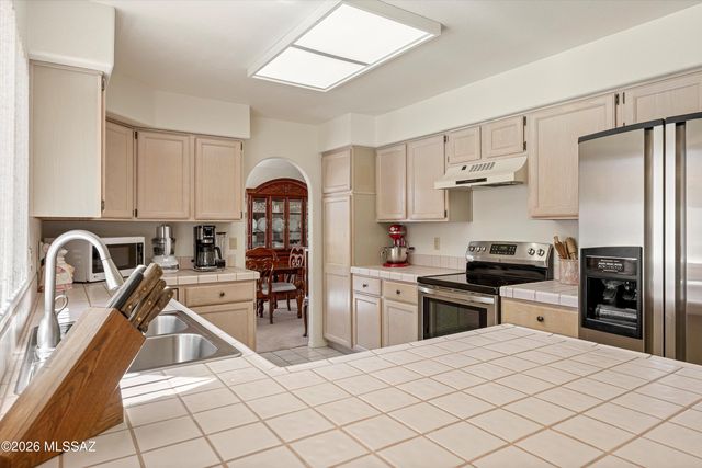 1091 W Graythorn Place, Oro Valley, AZ 85737