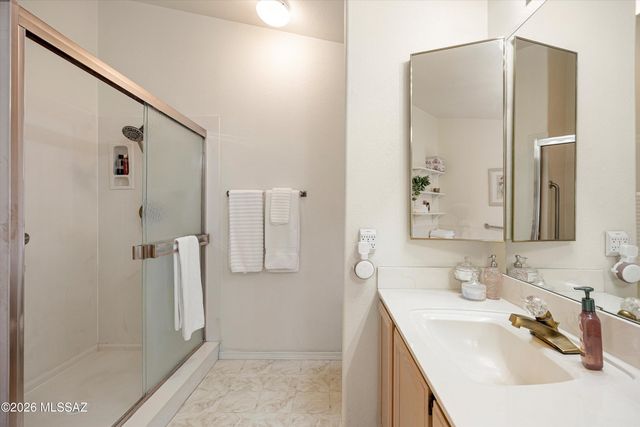 1091 W Graythorn Place, Oro Valley, AZ 85737